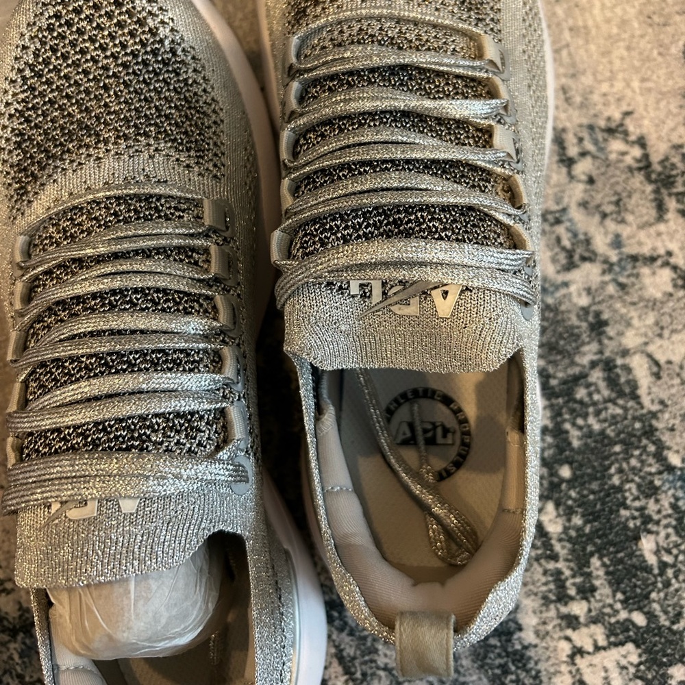 Apl Techloom Wave Size 7.5 Women’s - image 4